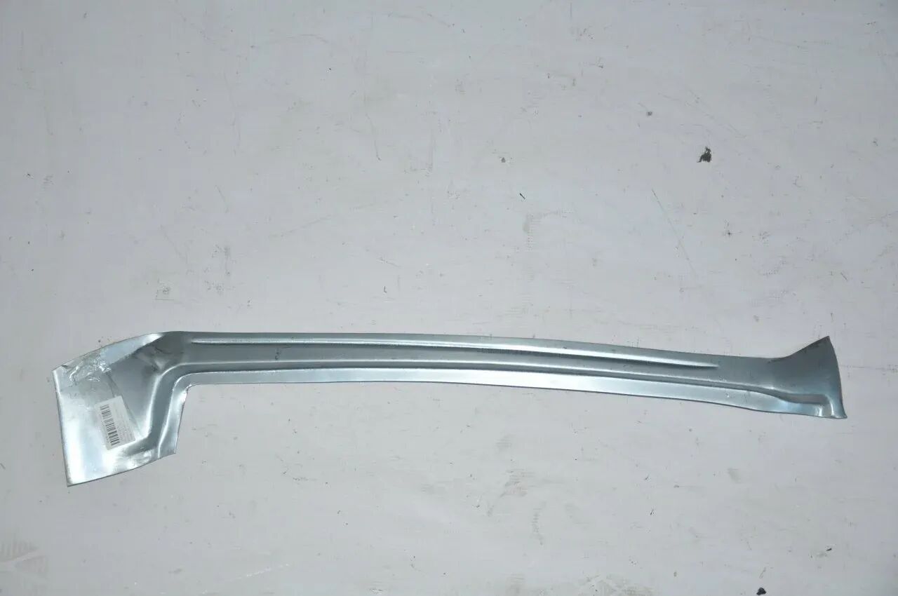 Ön Cam Çerçeve Kenarı Sağ Balta Doğan Kartal Şahin