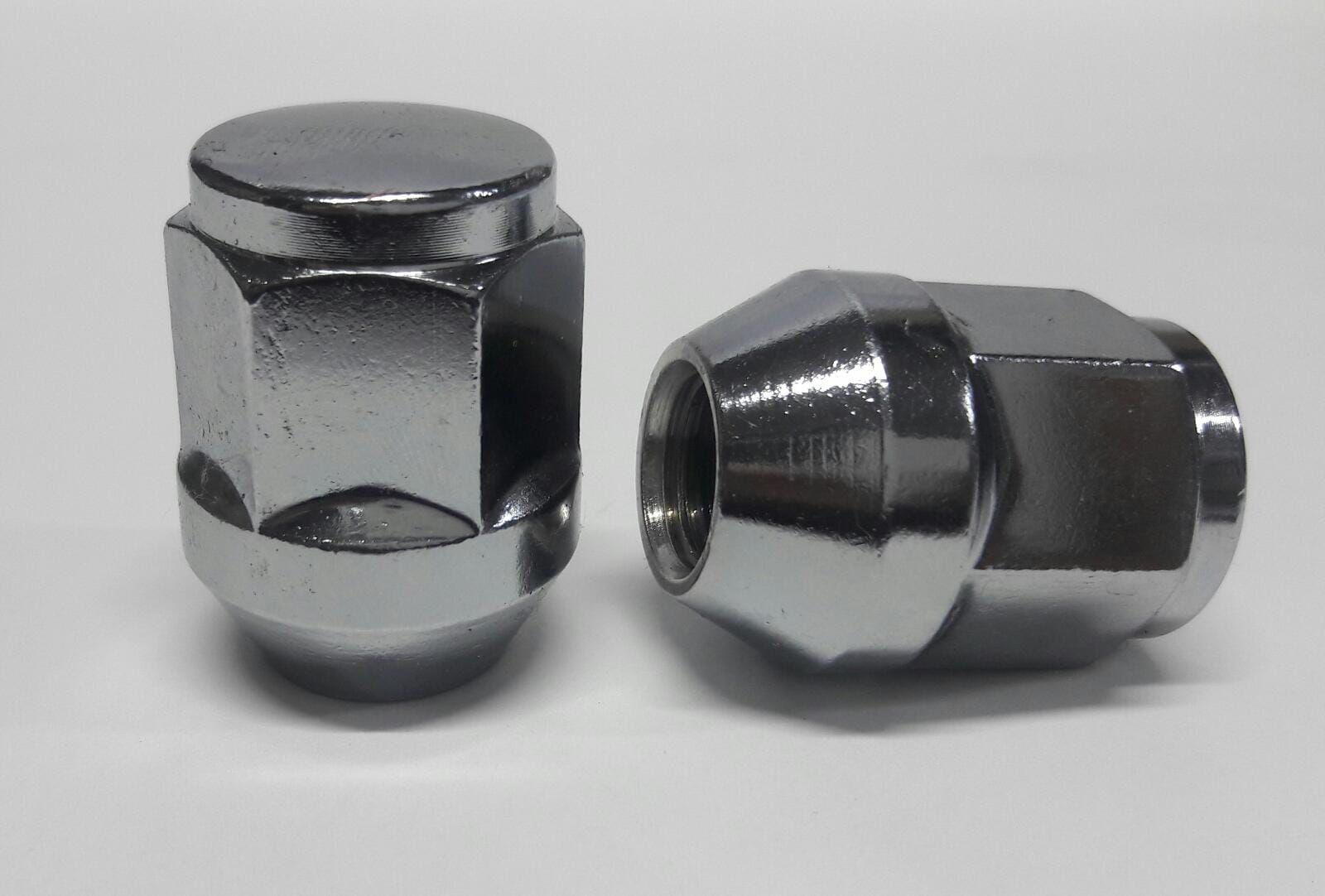 ÇELİK JANT SOMUNU KAPALI 12X1.5X32