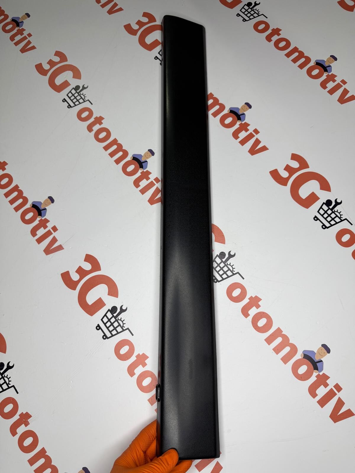 Renault R9 Kapı Döşemesi Üst Plastiği Arka Sağ