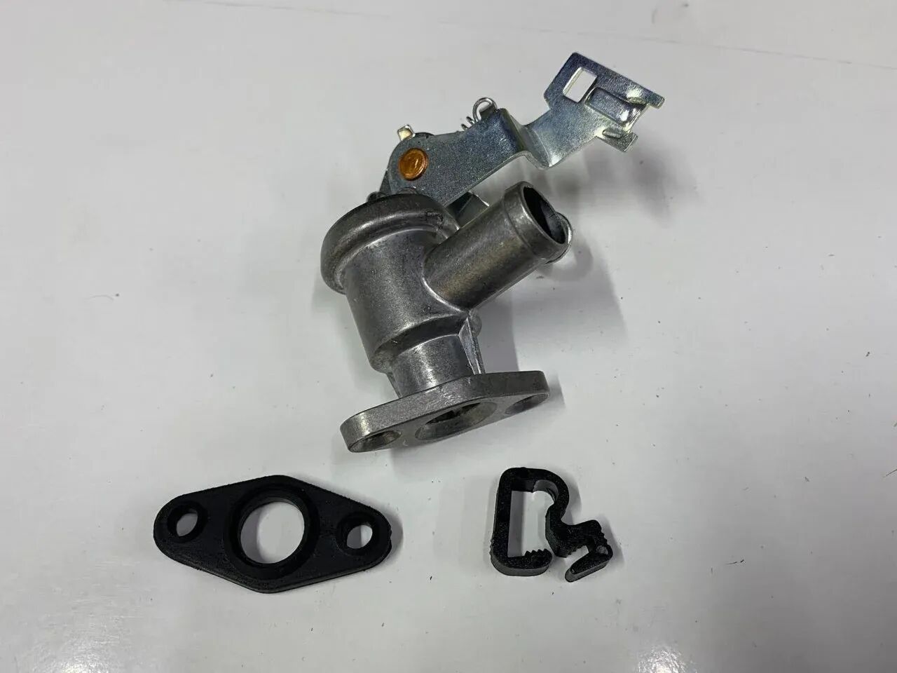 Kalorifer Musluğu Serçe