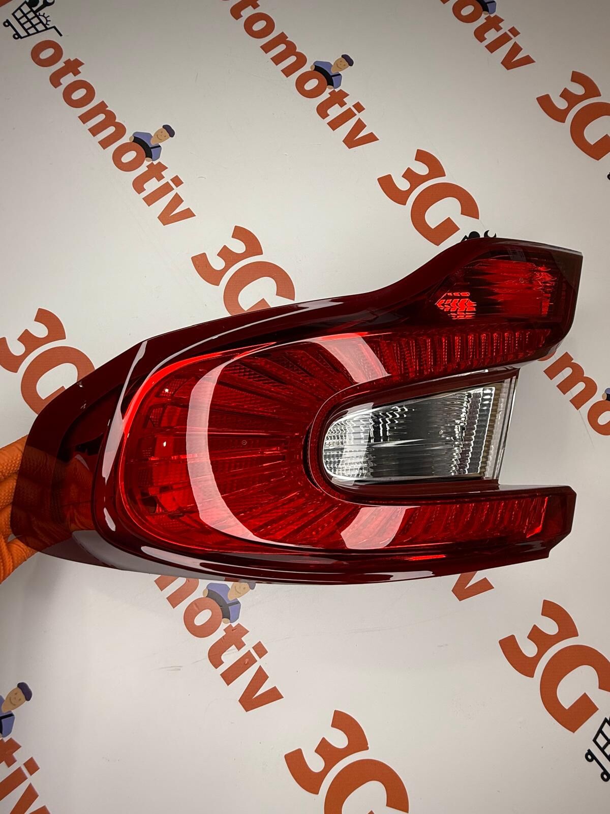 Egea Stop Lambası Duylu Sağ