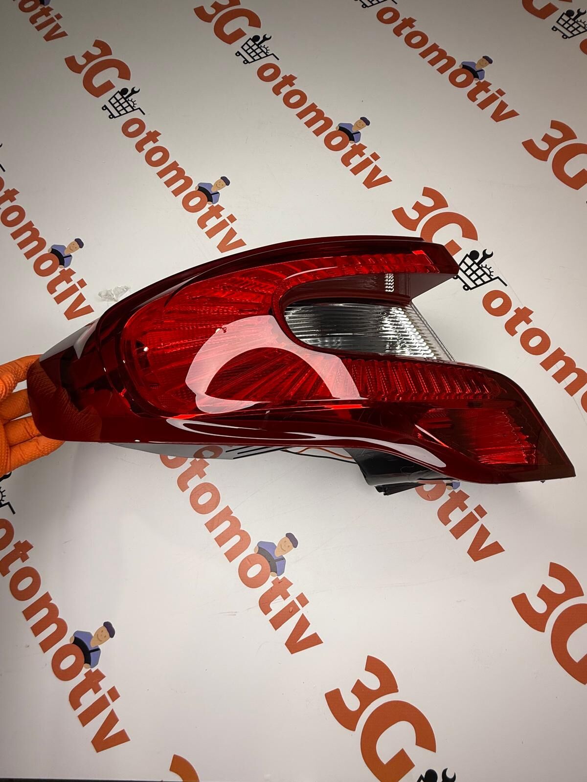 Egea Stop Lambası Duylu Sol