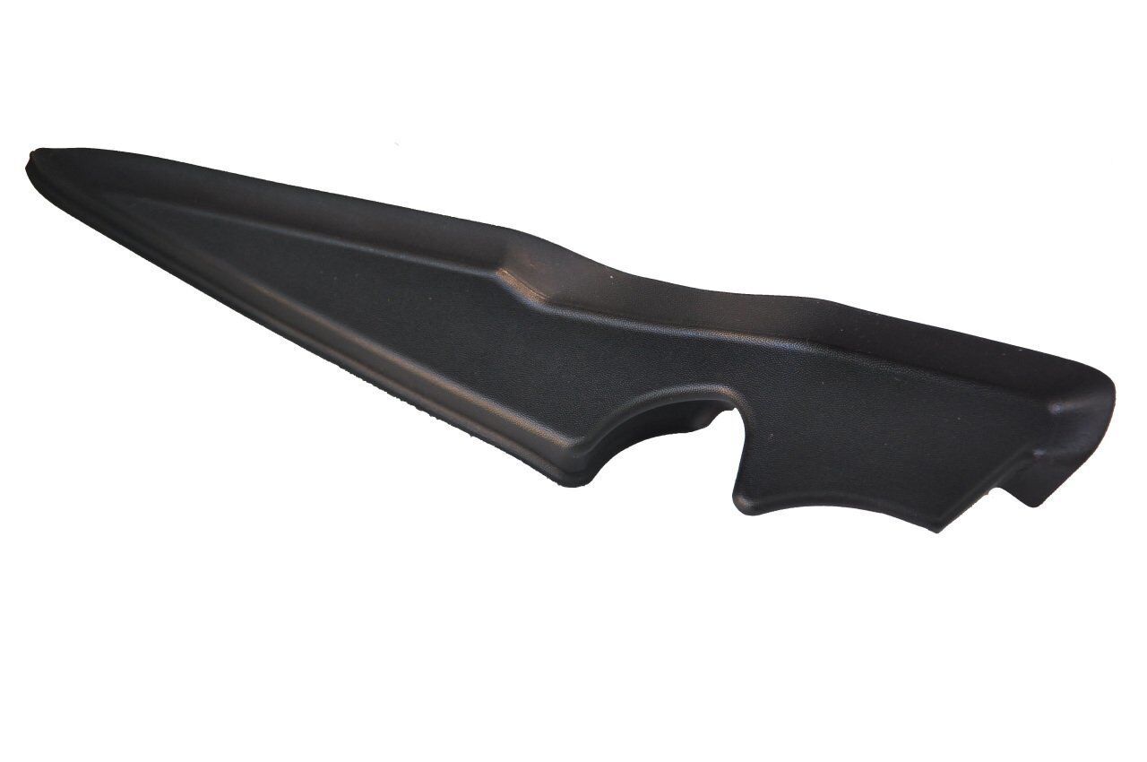 ÖN CAM IZGARA TESBİT PLASTİĞİ SAĞ MEGANE II